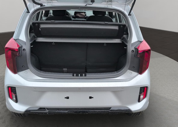 Vehicle image 17 Vehicle image 17