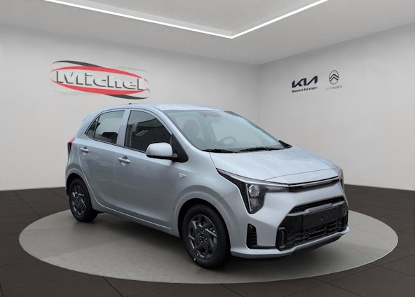 First vehicle image First vehicle image