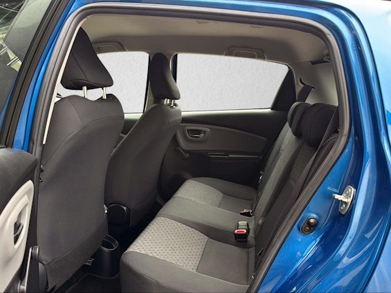 Vehicle image 11 Vehicle image 11