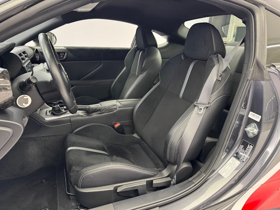 Vehicle image 8 Vehicle image 8