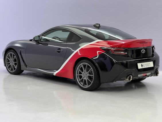 Vehicle image 4 Vehicle image 4