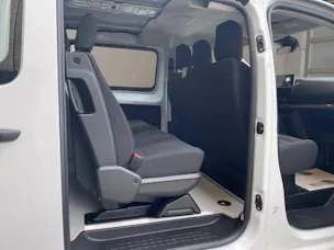 Peugeot Expert Fourgon Standard Double Cabine Diesel 120ch Manuelle