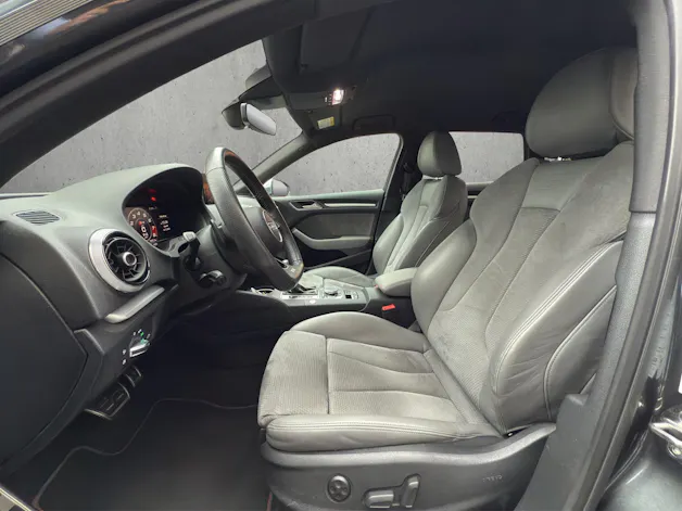 Audi S3 Sportback 2.0 T FSI quattro S-Tronic