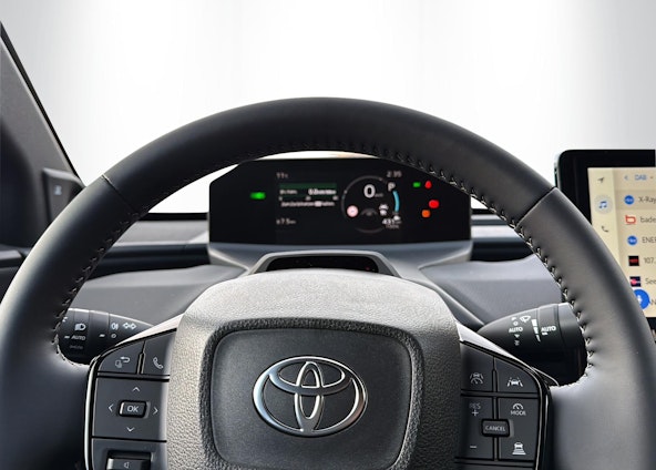 Vehicle image 12 Vehicle image 12