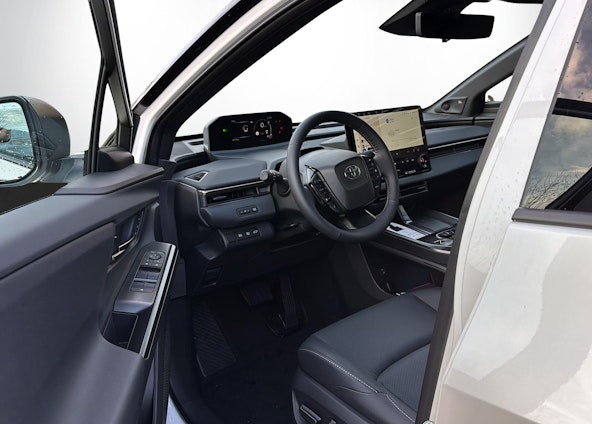 Vehicle image 11 Vehicle image 11