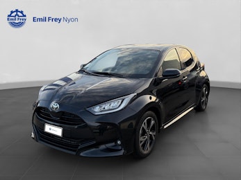 Vehicle image TOYOTA Yaris 1.5 VVT-i HSD Trend