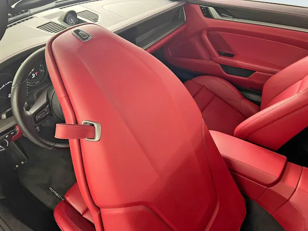 Porsche 911 Carrera 4S Cabriolet