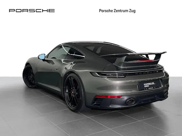 Porsche 911 Carrera GTS