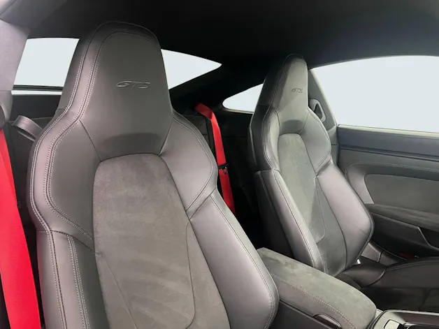 Porsche 911 Carrera GTS