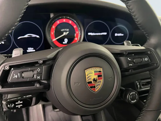 Porsche 911 Carrera GTS