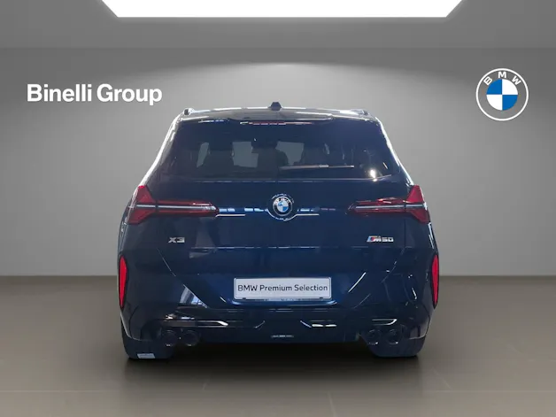 BMW X3 M50i