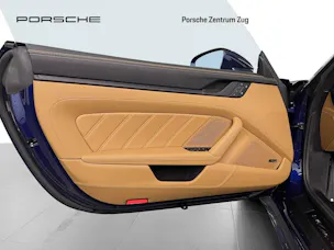 Porsche 911 Carrera 4 GTS Cabriolet
