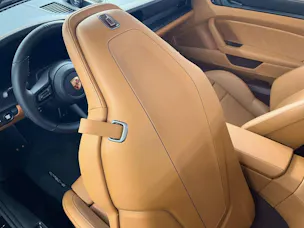 Porsche 911 Carrera 4 GTS Cabriolet