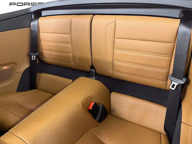 Porsche 911 Carrera 4 GTS Cabriolet