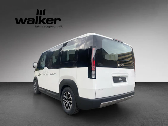 Vehicle image 3 Vehicle image 3