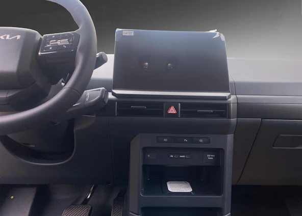 Vehicle image 13 Vehicle image 13