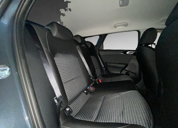 Vehicle image 16 Vehicle image 16