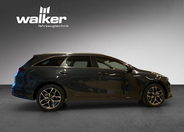 immagine del veicolo 4 immagine del veicolo 4