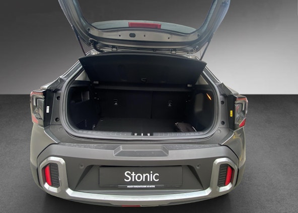 Vehicle image 15 Vehicle image 15