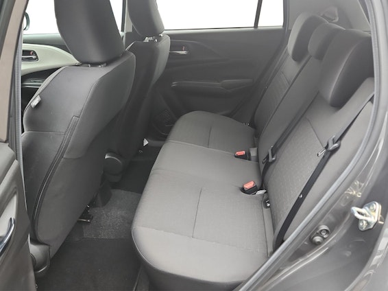 Vehicle image 13 Vehicle image 13