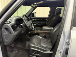 Land Rover Defender 110 P400 I6 X-Dynamic HSE 3.0 AT8