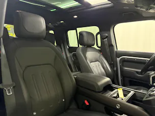 Land Rover Defender 110 P400 I6 X-Dynamic HSE 3.0 AT8