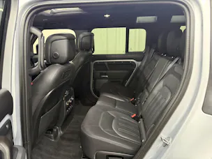 Land Rover Defender 110 P400 I6 X-Dynamic HSE 3.0 AT8
