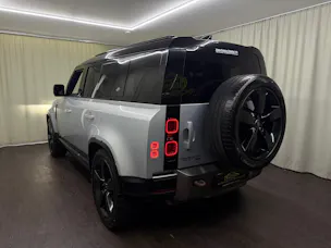 Land Rover Defender 110 P400 I6 X-Dynamic HSE 3.0 AT8