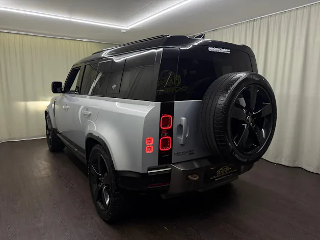 Land Rover Defender 110 P400 I6 X-Dynamic HSE 3.0 AT8