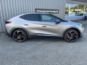 Cupra Tavascan Type 9 77 kWh VZ Adrenaline