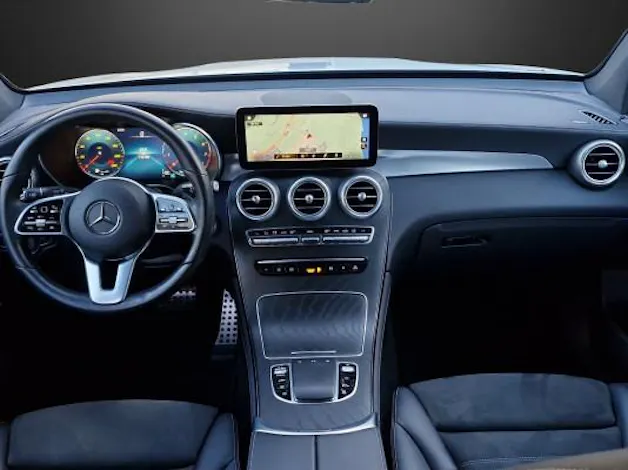 Mercedes-Benz GLC 300 AMG Line 4Matic