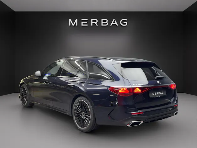 Mercedes-Benz E 220 d T 4M 9G-Tronic