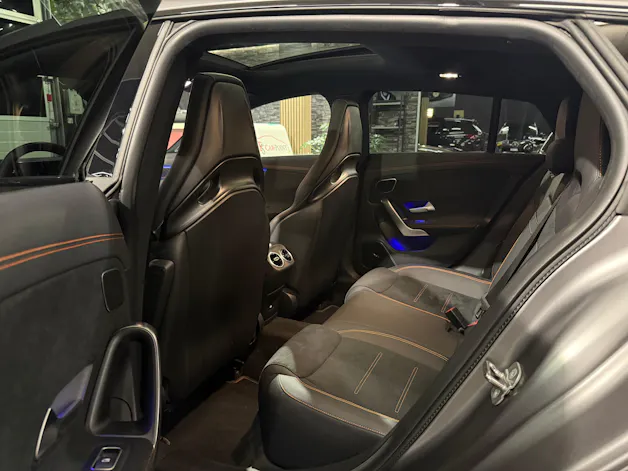 Mercedes-Benz CLA Shooting Brake 45 S AMG 4Matic 8G-DCT Street Style Edition