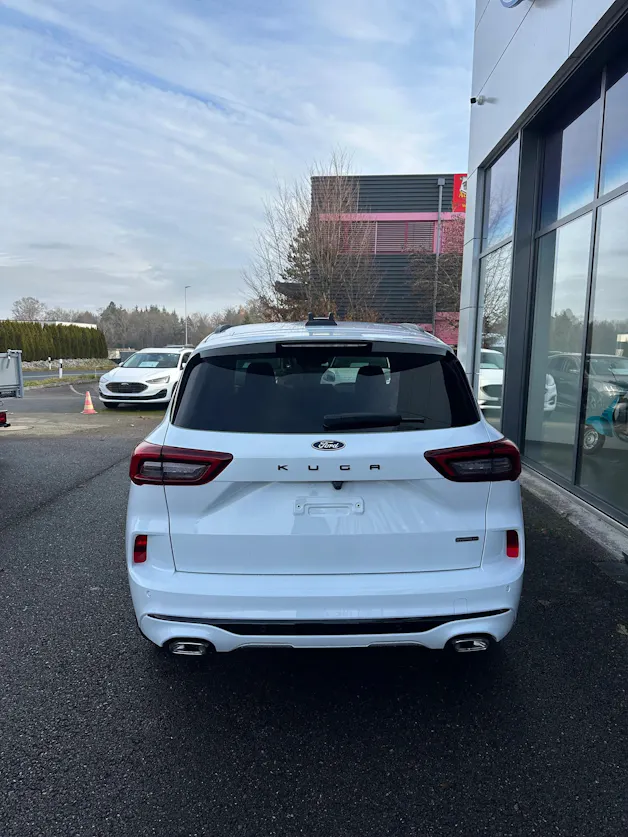 Ford Kuga 2.5 Hybrid ST-Line X 4x4 FHEV