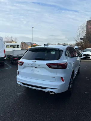 Ford Kuga 2.5 Hybrid ST-Line X 4x4 FHEV