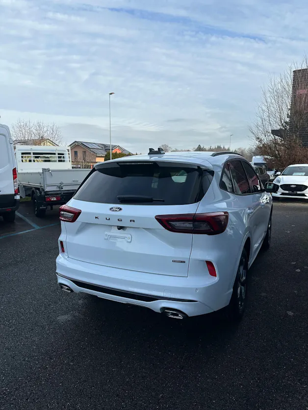 Ford Kuga 2.5 Hybrid ST-Line X 4x4 FHEV