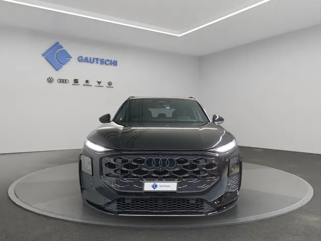 Audi Q3 SUV e-hybrid 200 kW S tronig