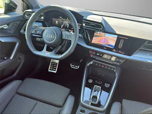 Audi A3 Sportback TFSI 110 kW S line Attraction S tronic