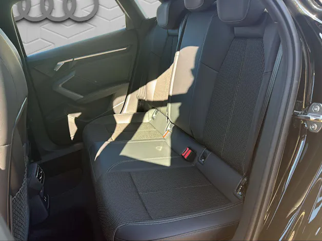 Audi A3 Sportback TFSI 110 kW S line Attraction S tronic