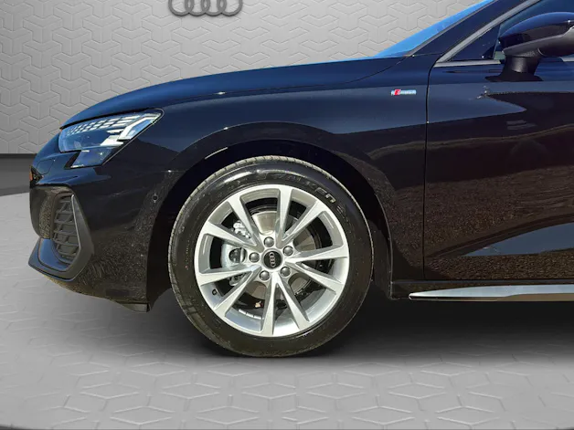 Audi A3 Sportback TFSI 110 kW S line Attraction S tronic