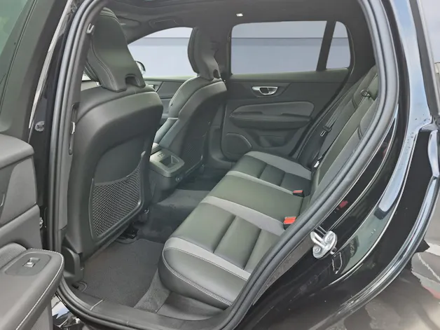 Volvo V60 2.0 B5 MH Plus Dark AWD
