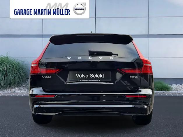 Volvo V60 2.0 B5 MH Plus Dark AWD