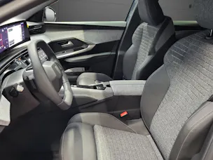 Peugeot 3008 1.2 MHEV Allure Premium