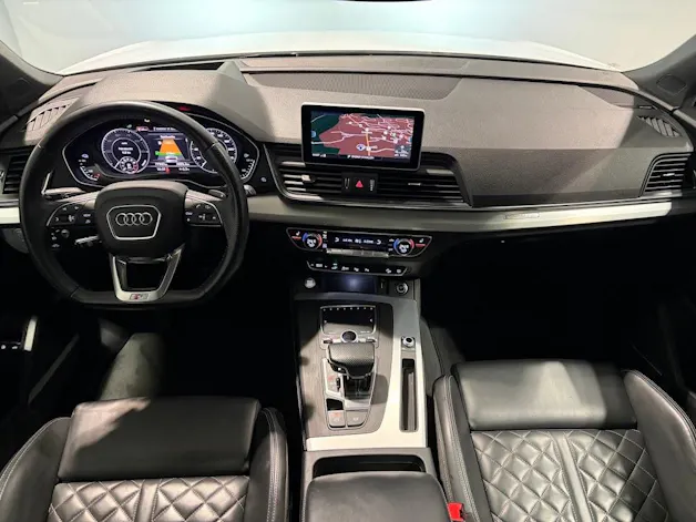 Audi Q5 55 TFSI e sport quattro