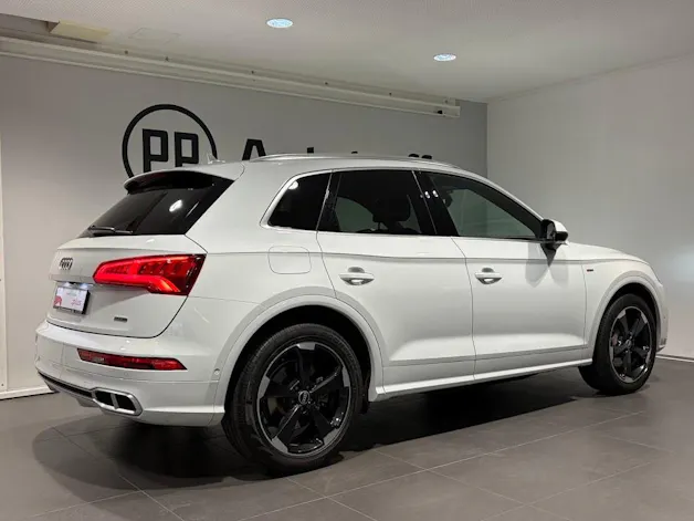 Audi Q5 55 TFSI e sport quattro