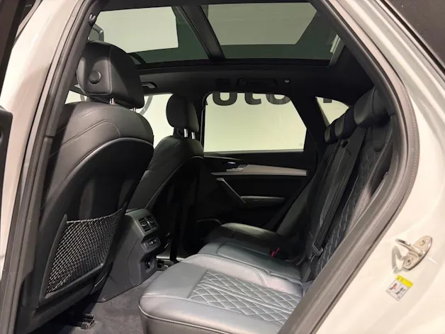 Audi Q5 55 TFSI e sport quattro