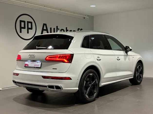 Audi Q5 55 TFSI e sport quattro