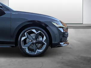 Škoda Superb Combi 2.0 TSI Sportline 4x4 DSG