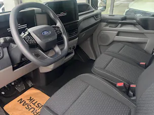 Ford Transit Custom Van 320 L2 2.0 EcoBl Trend/136CV/Aut.