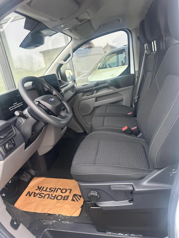 Ford Transit Custom Van 320 L2 2.0 EcoBl Trend/136CV/Aut.